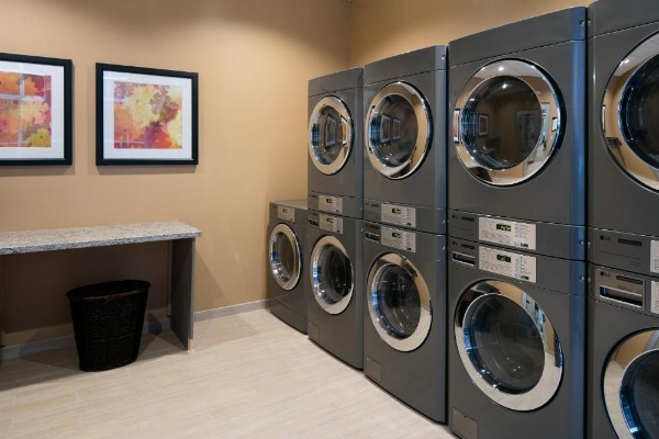 Staybridge Suites Des Moines Downtown image 21